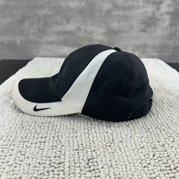 NIKE CADILLAC STRAP BACK GOLF HAT OSFA TWO TONE BLACK WHITE EMBROIDERED GOLFING - Picture 2 of 8